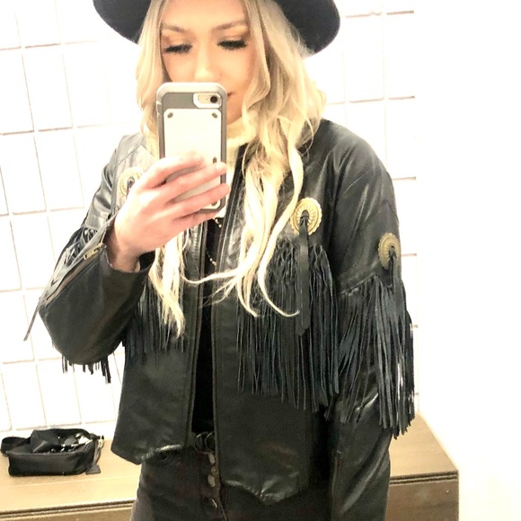 Vintage Pioneer Wear Western Fringe Leather Jacket - Picture 4 of 9
